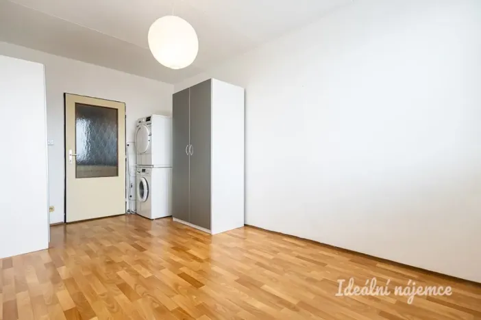 Pronájem bytu 2+kk, Praha - Čakovice, Cukrovarská, 40 m2