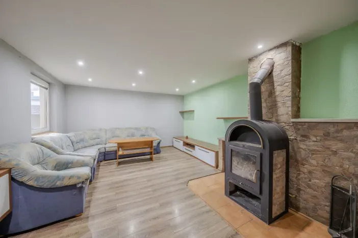 Prodej rodinného domu, Komňa, 182 m2