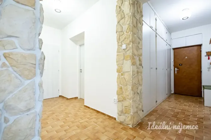 Pronájem bytu 2+1, Praha - Krč, Nad pískovnou, 67 m2