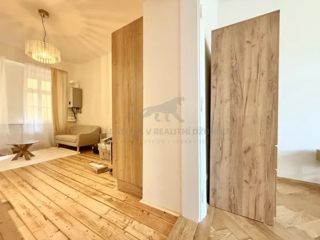 Pronájem bytu 2+kk, Praha - Karlín, Karlínské náměstí, 50 m2