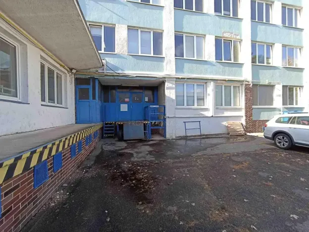 Pronájem výrobních prostor, Praha - Hostivař, U továren, 1340 m2