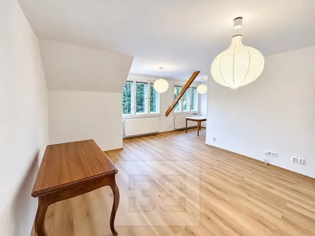 Pronájem bytu 4+kk, Praha, 99 m2