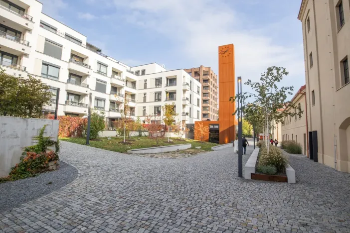 Pronájem bytu 2+kk, Praha - Nusle, Vrtbova, 57 m2