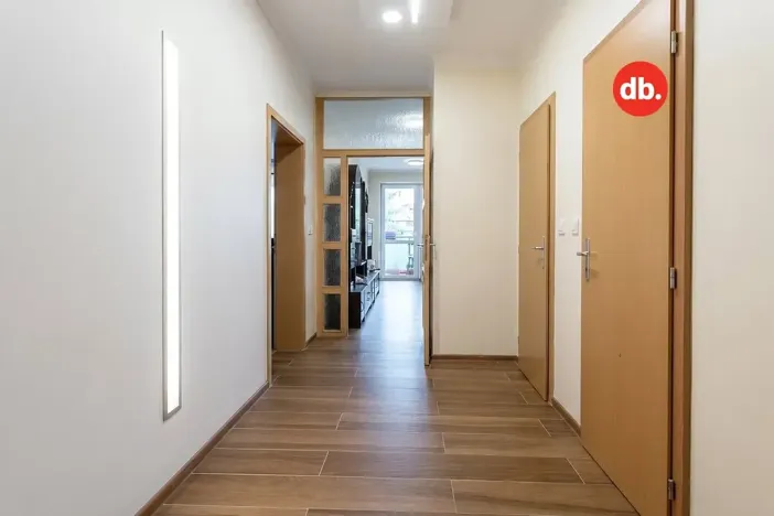 Prodej bytu 2+kk, Božičany, 75 m2