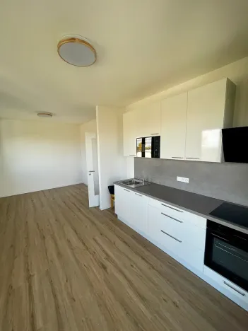 Pronájem bytu 1+kk, Praha - Kbely, Generála Bočka, 34 m2