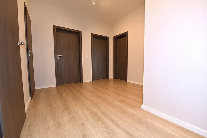 Prodej bytu 3+kk, Praha - Hloubětín, Waltariho, 91 m2