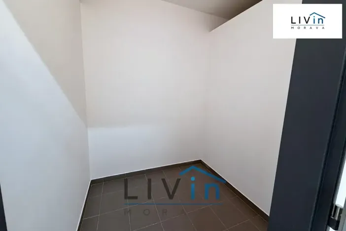 Pronájem bytu 1+kk, Olomouc, Rokycanova, 43 m2