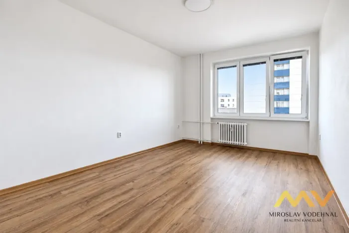 Pronájem bytu 2+1, Hradec Králové - Slezské Předměstí, třída SNP, 55 m2