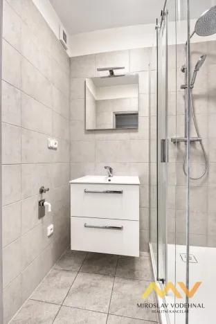 Pronájem bytu 2+1, Hradec Králové - Slezské Předměstí, třída SNP, 55 m2