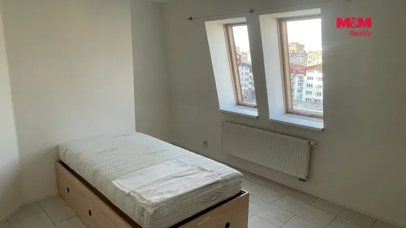 Pronájem bytu 3+kk, Olomouc - Nové Sady, Handkeho, 64 m2