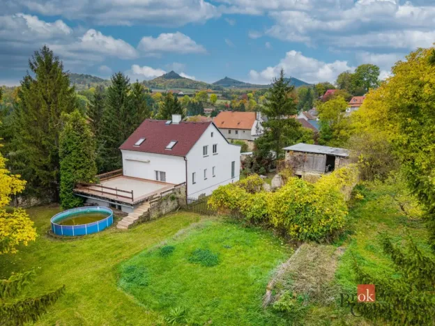 Prodej rodinného domu, Vlastislav, 262 m2