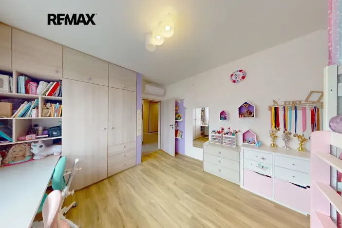 Prodej bytu 4+kk, Praha - Modřany, K Vystrkovu, 114 m2
