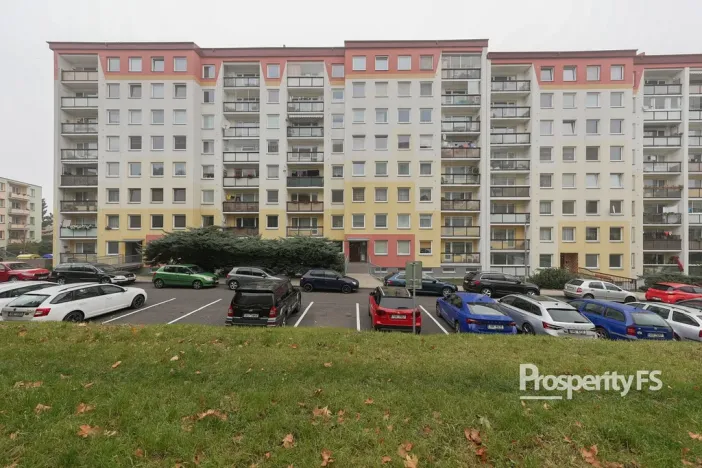 Prodej bytu 4+1, Ústí nad Labem - Všebořice, Spartakiádní, 84 m2