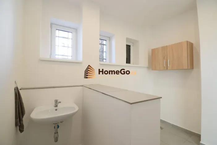 Pronájem obchodního prostoru, Praha - Hostivař, Hostivařská, 107 m2