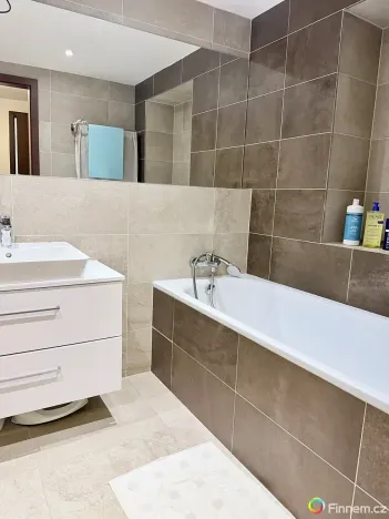 Prodej bytu 3+kk, Praha - Vysočany, Nemocniční, 91 m2