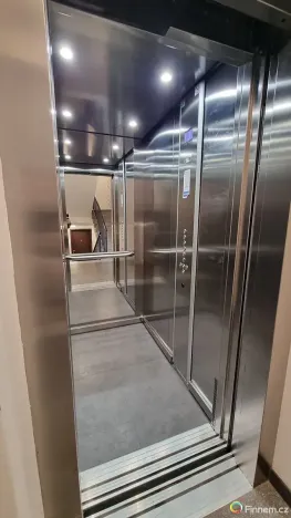 Prodej bytu 3+kk, Praha - Vysočany, Nemocniční, 91 m2