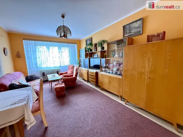 Prodej bytu 2+1, Kralupy nad Vltavou - Lobeček, Družstevní, 54 m2