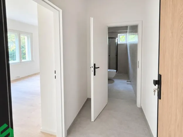 Pronájem bytu 1+kk, Praha - Libeň, Na Truhlářce, 30 m2