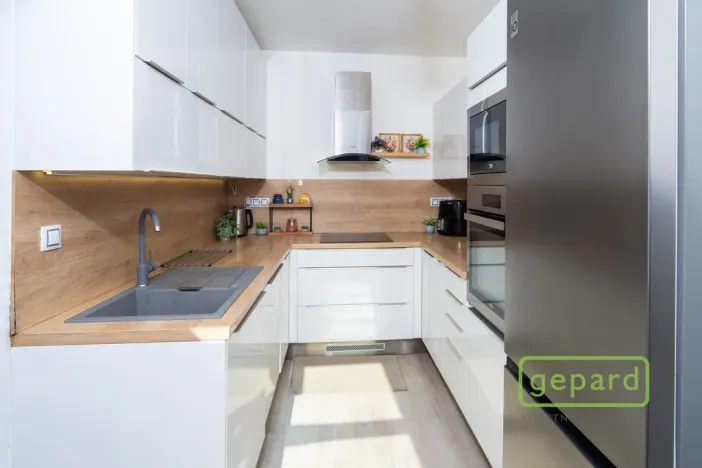 Prodej bytu 3+1, Praha - Chodov, Bachova, 72 m2