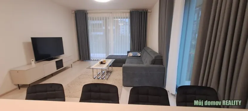 Pronájem bytu 2+kk, Praha - Žižkov, Šrámkové, 71 m2