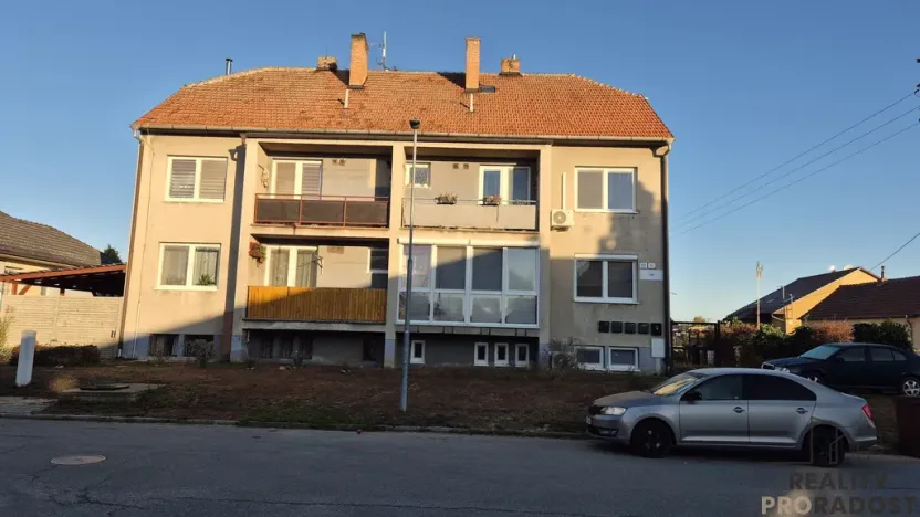 Pronájem bytu 1+1, Břeclav - Charvátská Nová Ves, SNP, 27 m2