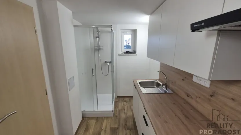 Pronájem bytu 1+1, Břeclav - Charvátská Nová Ves, SNP, 27 m2