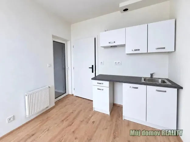 Pronájem bytu 1+kk, Praha - Břevnov, Na břevnovské pláni, 20 m2