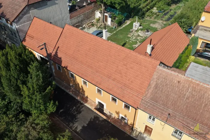 Prodej komerční nemovitosti, Valtice, Střelecká, 400 m2