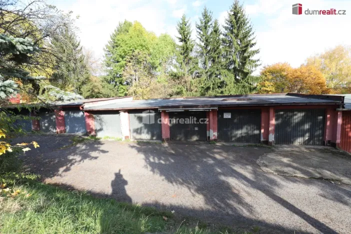 Prodej bytu 2+1, Karlovy Vary - Bohatice, Lomená, 52 m2