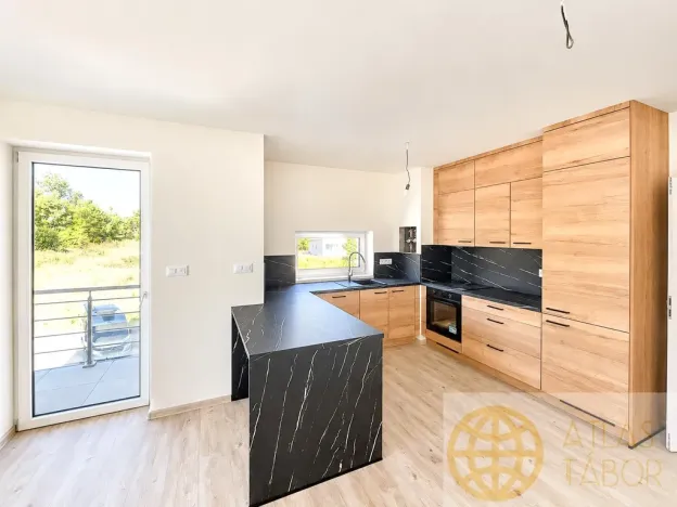 Pronájem bytu 3+kk, Tábor - Čekanice, Janáčkova, 77 m2