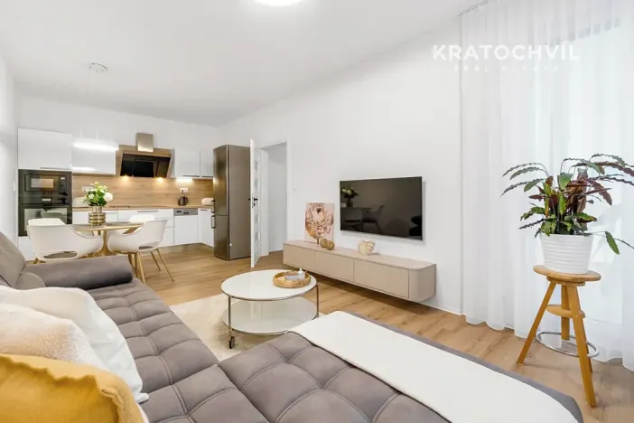 Pronájem bytu 2+kk, Vestec, U Strouhy, 41 m2