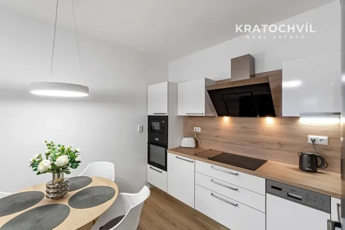 Pronájem bytu 2+kk, Vestec, U Strouhy, 41 m2