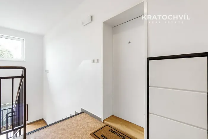Pronájem bytu 2+kk, Vestec, U Strouhy, 41 m2