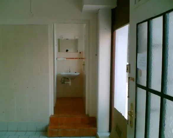 Pronájem obchodního prostoru, Trutnov - Poříčí, Náchodská, 22 m2