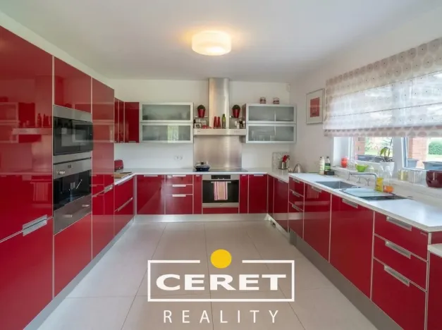 Prodej rodinného domu, Nové Sedlo - Číňov, 500 m2