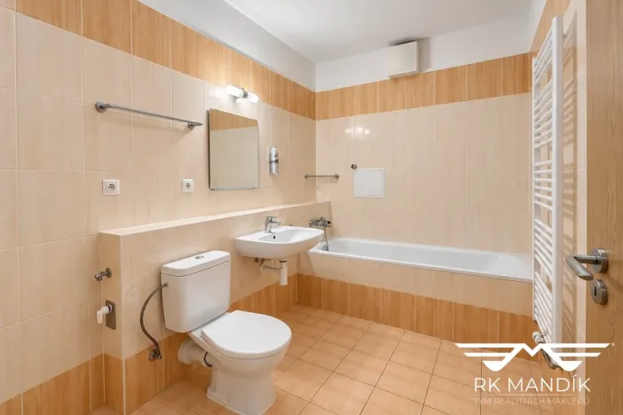 Prodej bytu 2+kk, Praha - Prosek, Kytlická, 53 m2