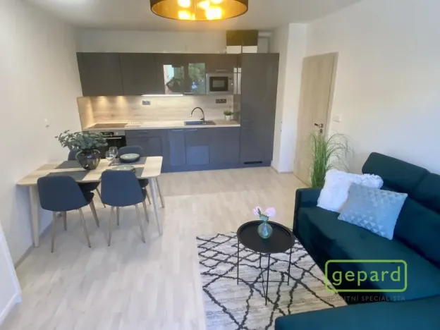 Pronájem bytu 2+kk, Jince, Zborovská, 52 m2