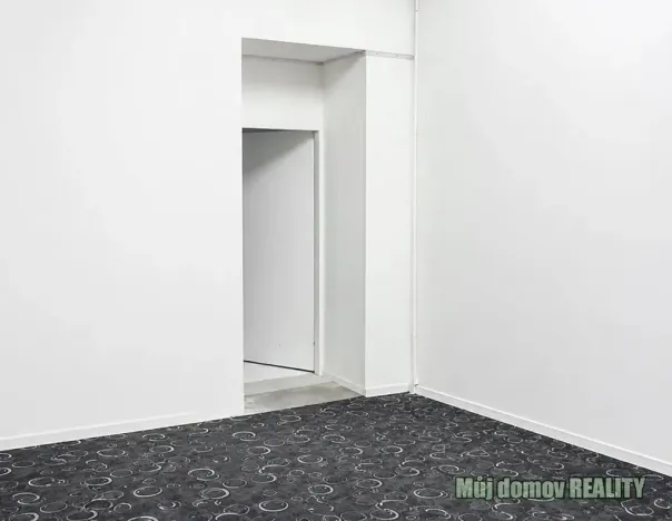 Pronájem rodinného domu, Praha - Libeň, Ve vrchu, 400 m2