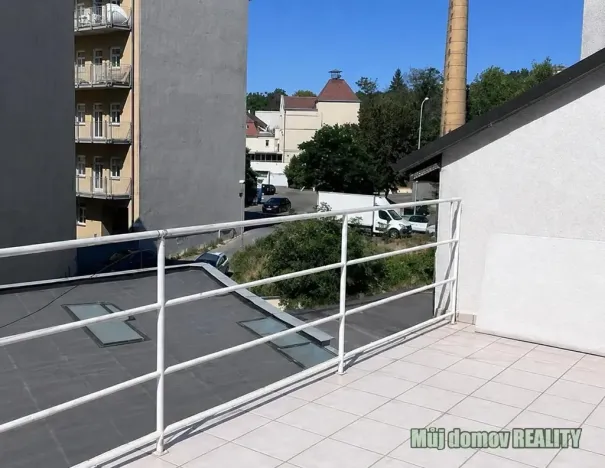 Pronájem rodinného domu, Praha - Libeň, Ve vrchu, 400 m2