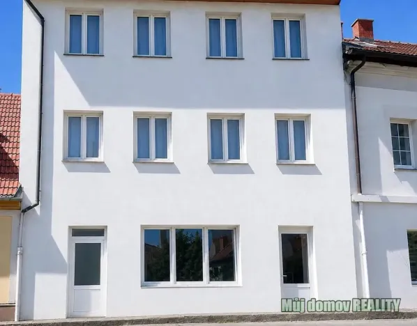 Pronájem rodinného domu, Praha - Libeň, Ve vrchu, 400 m2
