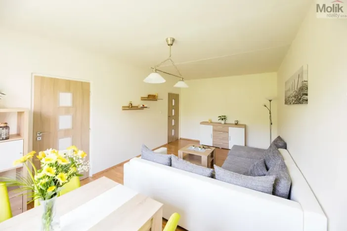 Pronájem bytu 2+1, Klášterec nad Ohří - Miřetice u Klášterce nad Ohří, Dukelská, 60 m2