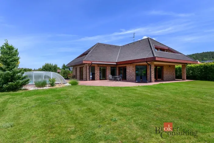 Prodej rodinného domu, Štěnovice, Slunečná, 372 m2