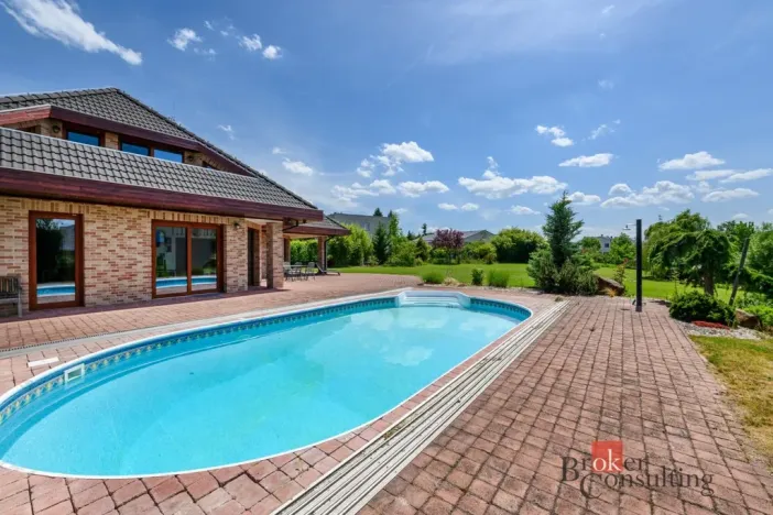 Prodej rodinného domu, Štěnovice, Slunečná, 372 m2
