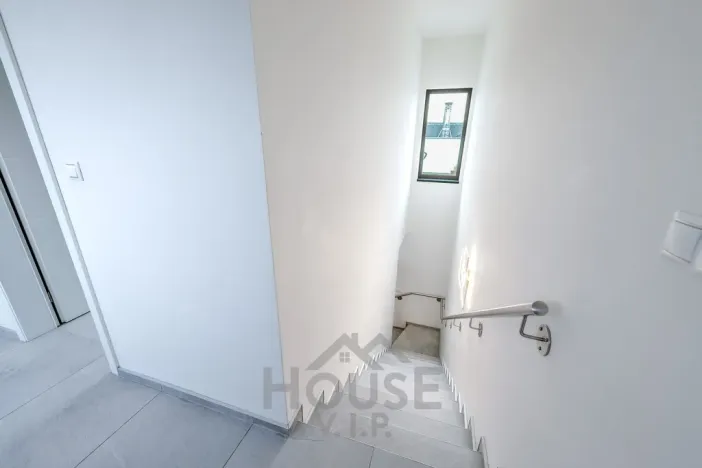 Pronájem rodinného domu, Králův Dvůr - Levín, Na Vyhlídce, 201 m2