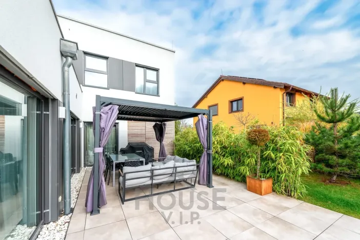 Pronájem rodinného domu, Králův Dvůr - Levín, Na Vyhlídce, 201 m2