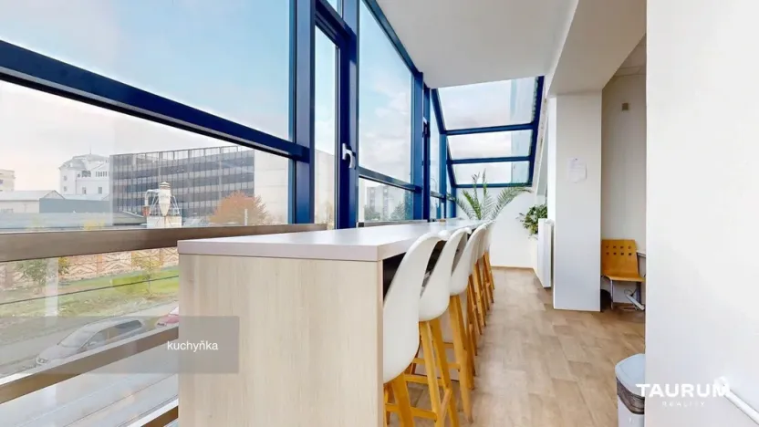 Pronájem kanceláře, Plzeň - Východní Předměstí, Slovanská alej, 481 m2