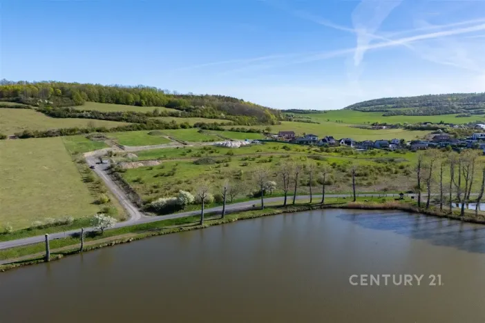 Prodej pozemku pro bydlení, Lužice, 1002 m2