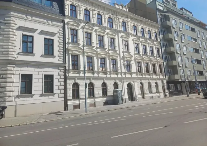 Prodej obchodního prostoru, Brno - Černá Pole, náměstí 28. října, 75 m2