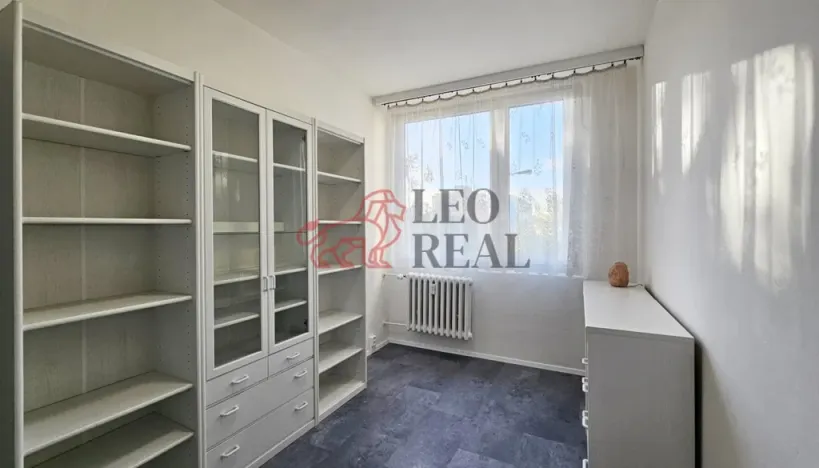 Pronájem bytu 4+1, Praha - Troja, Glowackého, 78 m2