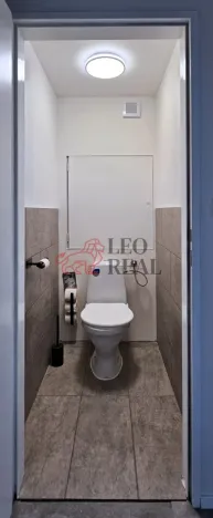 Pronájem bytu 4+1, Praha - Troja, Glowackého, 78 m2